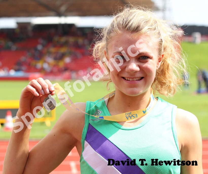 Beth Dobbin with her siver medal from Senior Girls 200 metres.